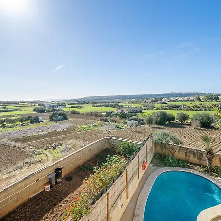 3 Bedroom Holiday With Large Private Pool And Views * 쇼키아