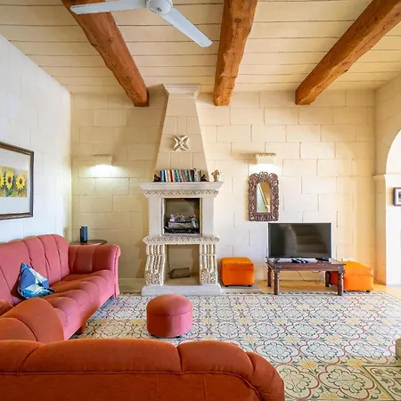 Holiday home 3 Bedroom Holiday With Large Private Pool And Views *