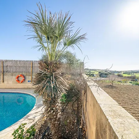 3 Bedroom Holiday With Large Private Pool And Views *