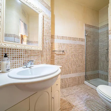 Tatil Evi 3 Bedroom Holiday With Large Private Pool And Views Xewkija